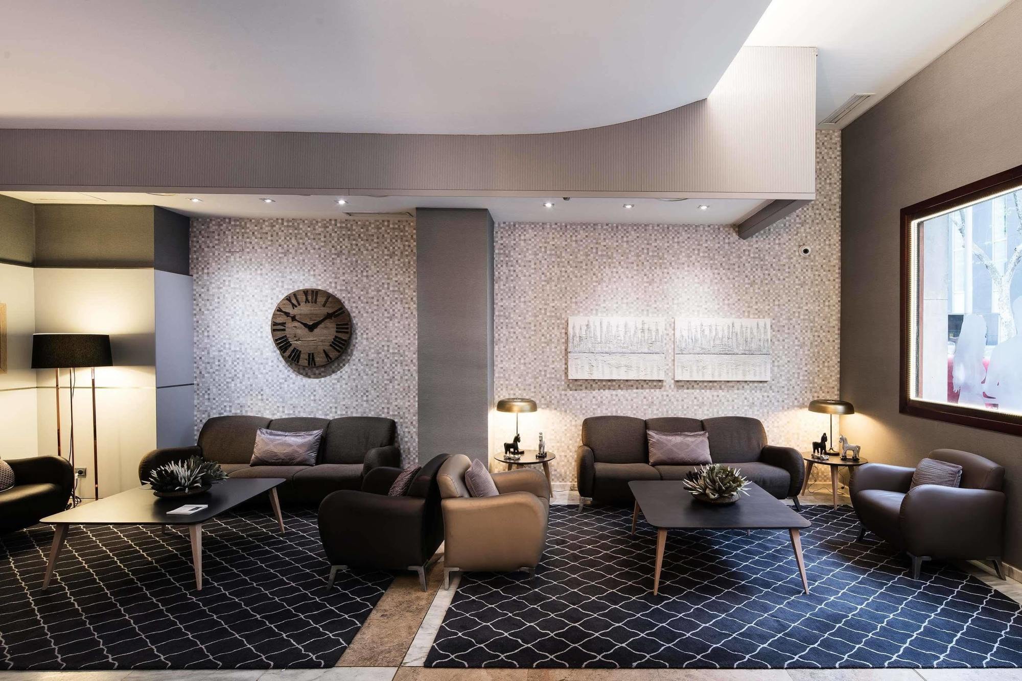Hotell Catalonia Gracia 4*